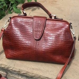 16 x 10 satchel / crossbody bag